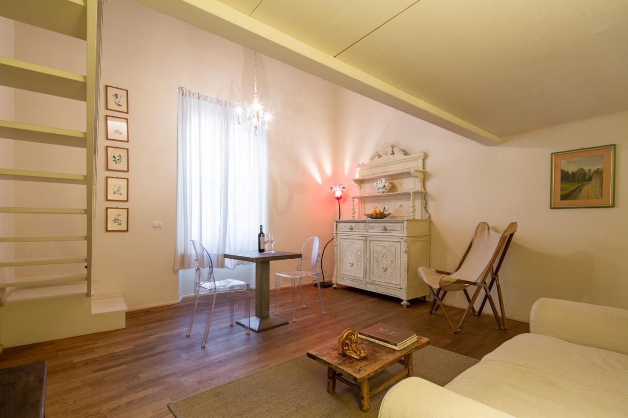 Uffizi Prestige By Mmega Apartment Florence Luaran gambar