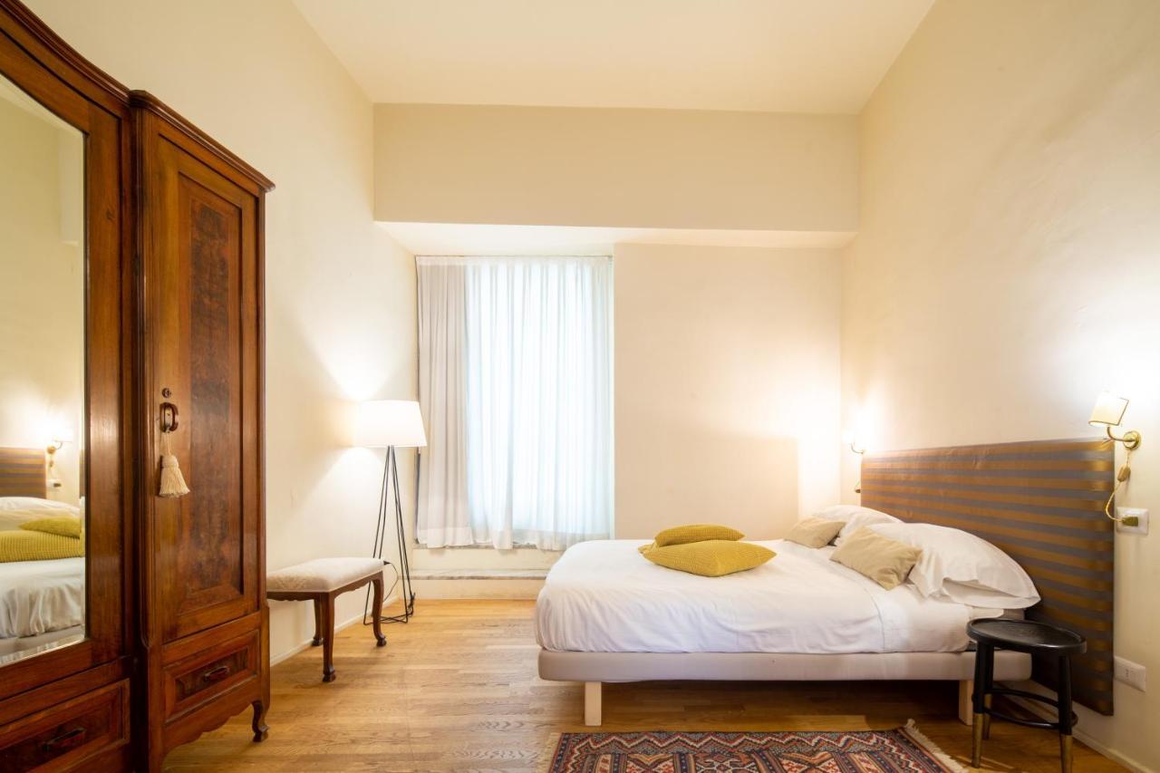 Uffizi Prestige By Mmega Apartment Florence Luaran gambar